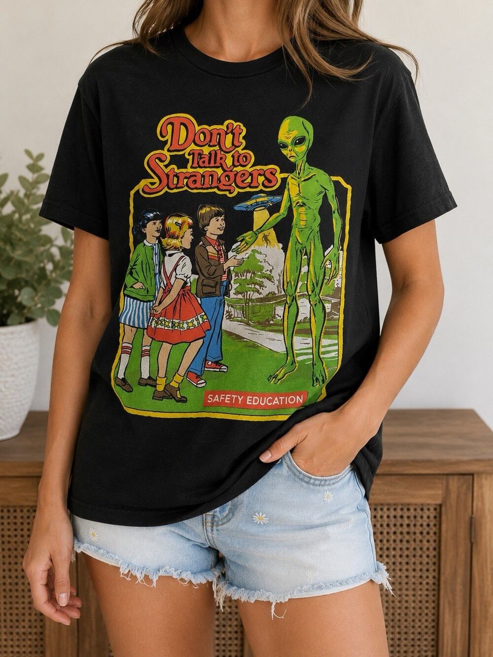 Steven Rhodes Don't Talk to Strangers T-Shirt Size Small Black Graphic Tee
